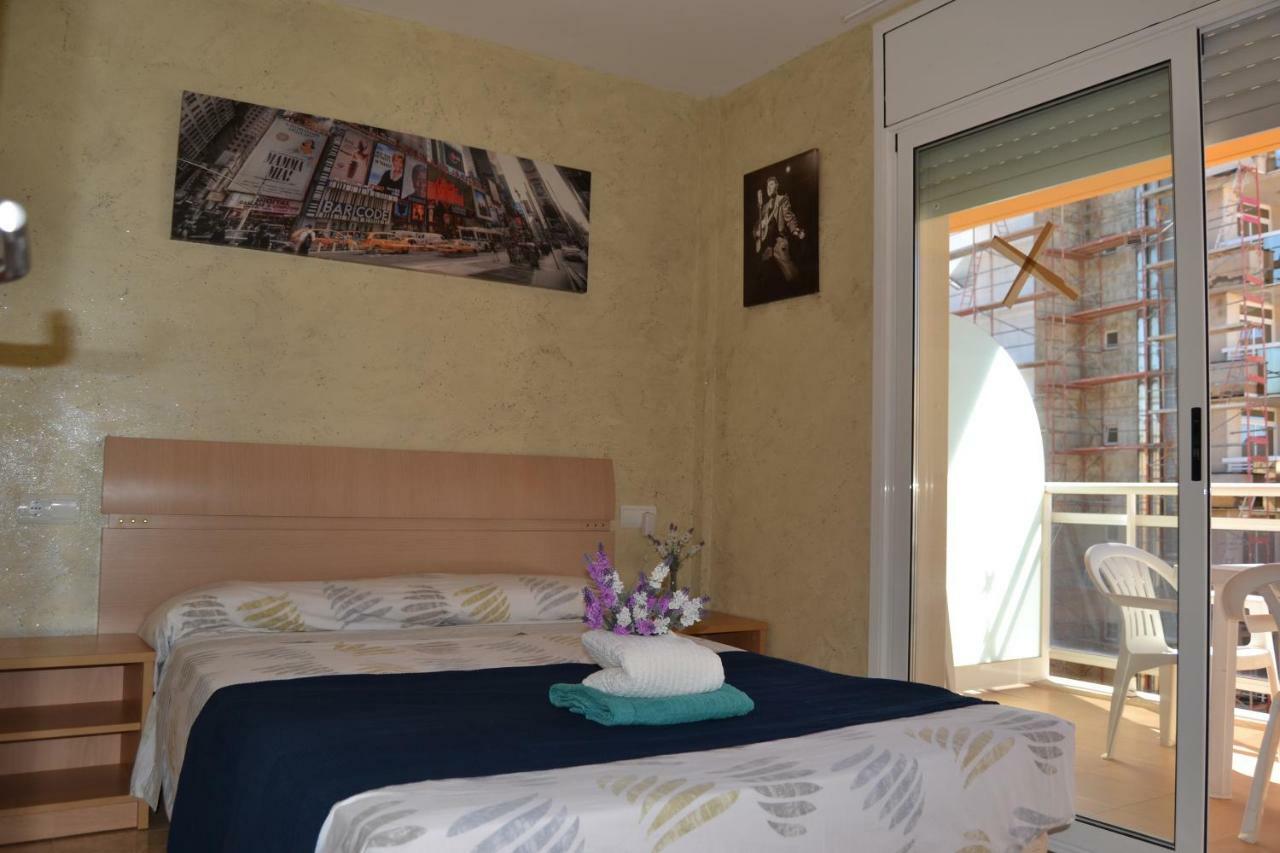 Fabuloso Apartamento Familiar Con Piscina En Salou Appartement Buitenkant foto